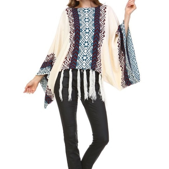 Bohemian cream tassel Poncho Sweater pullo… - Picture 3 of 10